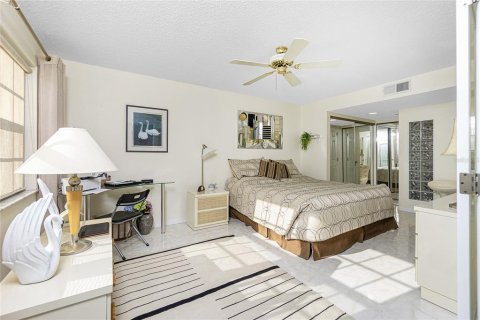 Condominio en venta en Port Charlotte, Florida, 2 dormitorios, 93.92 m2 № 985122 - foto 11