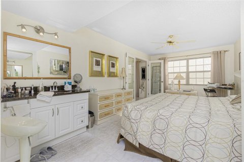 Condominio en venta en Port Charlotte, Florida, 2 dormitorios, 93.92 m2 № 985122 - foto 12