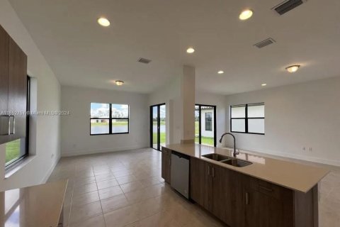 Casa en venta en Ave Maria, Florida, 3 dormitorios, 179.58 m2 № 1346025 - foto 3