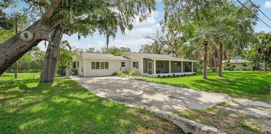 Villa ou maison à Ruskin, Floride 3 chambres, 117.89 m2 № 1336621