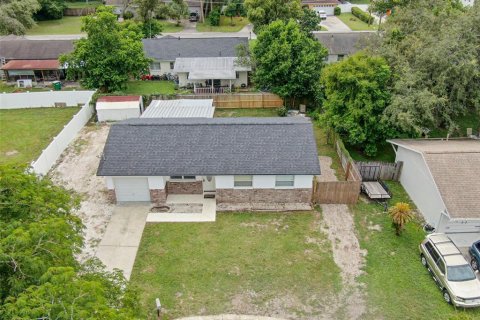 Casa en venta en Tampa, Florida, 3 dormitorios, 81.75 m2 № 1359862 - foto 12