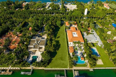 Land in Miami Beach, Florida № 147947 - photo 13