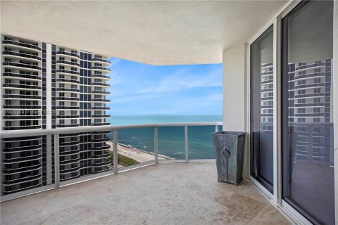 Copropriété à vendre à Miami Beach, Floride: 2 chambres, 144 m2 № 1328993 - photo 18