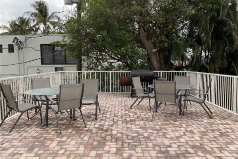 Condominio en venta en Fort Lauderdale, Florida, 1 dormitorio, 72.46 m2 № 1328979 - foto 10