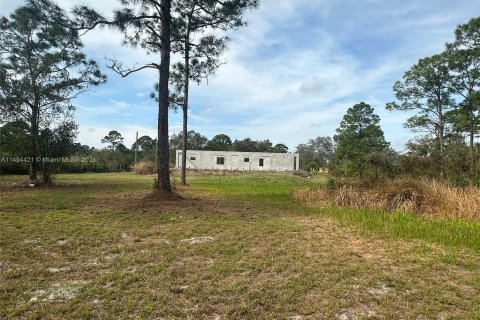 House in Clewiston, Florida 3 bedrooms № 866404 - photo 8