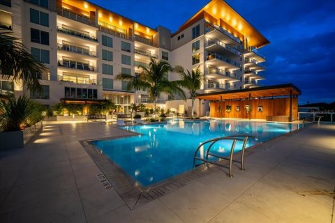 Condominio en venta en Clearwater, Florida, 2 dormitorios, 130.9 m2 № 1388523 - foto 10