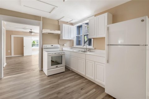 Appartement à louer à Tampa, Floride: 3 chambres, 97.55 m2 № 1386364 - photo 6