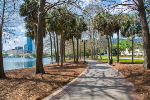 Condo in Orlando, Florida, 1 bedroom  № 1341830 - photo 28