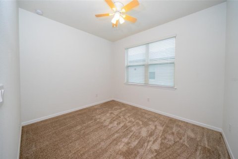 House in Land O' Lakes, Florida 2 bedrooms, 147.34 sq.m. № 1341795 - photo 26