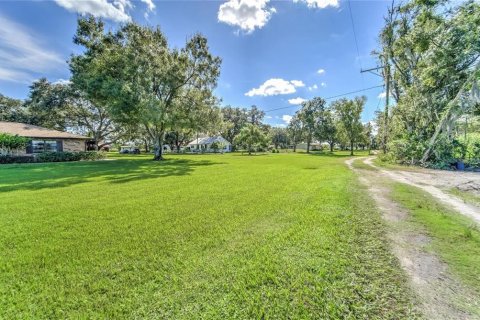 House in Plant City, Florida 4 bedrooms, 197.51 sq.m. № 1350515 - photo 14