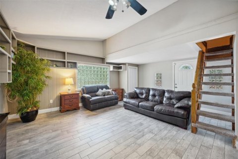 Villa ou maison à vendre à Largo, Floride: 4 chambres, 193.24 m2 № 1350483 - photo 21