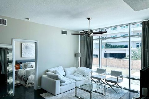 Condominio en venta en Orlando, Florida, 2 dormitorios, 111.3 m2 № 1198325 - foto 11