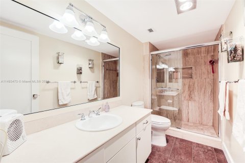 Condo in Hollywood, Florida, 2 bedrooms  № 1092453 - photo 24