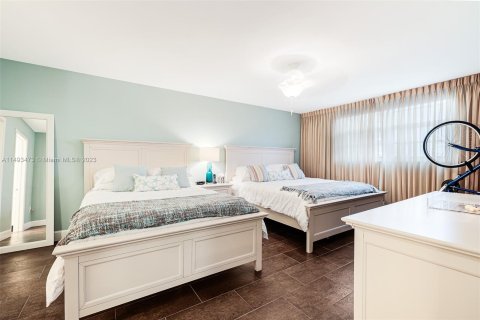 Copropriété à vendre à Hollywood, Floride: 2 chambres, 133.78 m2 № 1092453 - photo 17