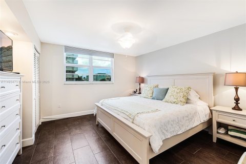 Copropriété à vendre à Hollywood, Floride: 2 chambres, 133.78 m2 № 1092453 - photo 21