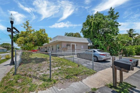 Immobilier commercial à vendre à Fort Lauderdale, Floride № 965722 - photo 7