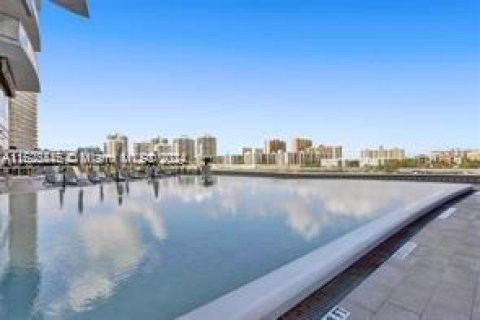 Condo in Sunny Isles Beach, Florida, 3 bedrooms  № 1289097 - photo 12