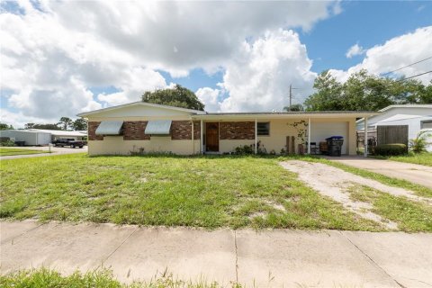 Villa ou maison à vendre à Titusville, Floride: 3 chambres, 112.97 m2 № 1349563 - photo 1