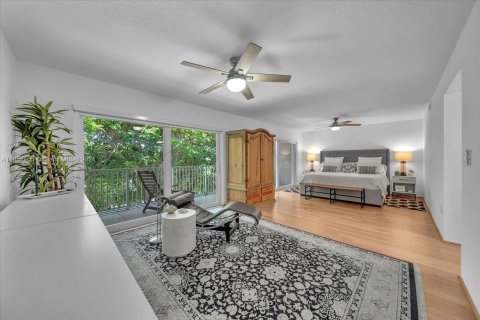 Adosado en venta en Miami, Florida, 3 dormitorios, 206.43 m2 № 1347833 - foto 29