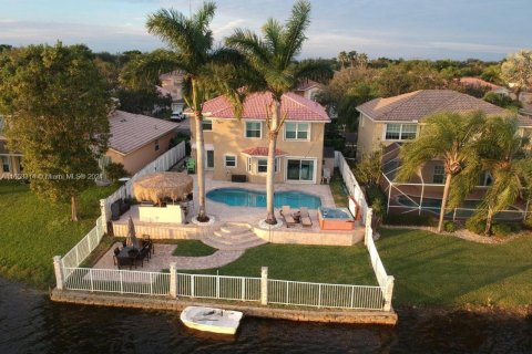 Casa en venta en Sunrise, Florida, 4 dormitorios, 241.17 m2 № 1347832 - foto 1