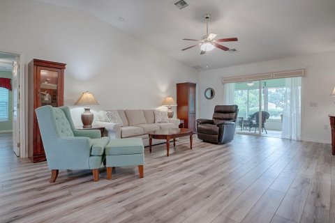 Casa en venta en Leesburg, Florida, 3 dormitorios, 173.63 m2 № 1384745 - foto 8