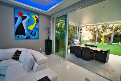 Casa en venta en Fort Lauderdale, Florida, 5 dormitorios, 743.22 m2 № 1121210 - foto 19