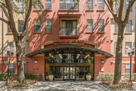 Condominio en venta en Orlando, Florida, 1 dormitorio, 74.88 m2 № 1140301 - foto 1