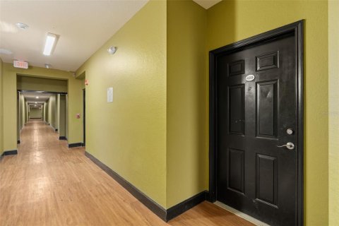 Condo in Orlando, Florida, 1 bedroom  № 1140301 - photo 3