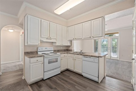 Condo in Orlando, Florida, 1 bedroom  № 1140301 - photo 9