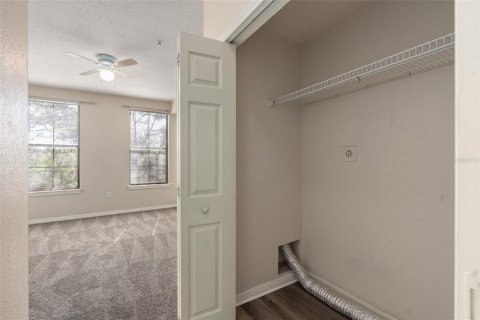 Condo in Orlando, Florida, 1 bedroom  № 1140301 - photo 15