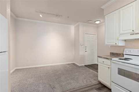 Condo in Orlando, Florida, 1 bedroom  № 1140301 - photo 7