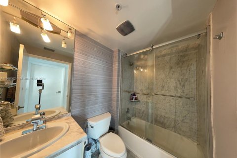 Condominio en venta en Miami, Florida, 2 dormitorios, 98.29 m2 № 1386213 - foto 9