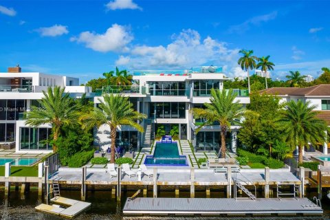 Copropriété à louer à Fort Lauderdale, Floride: 6 chambres, 608.05 m2 № 26774 - photo 10