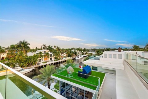 Copropriété à louer à Fort Lauderdale, Floride: 6 chambres, 608.05 m2 № 26774 - photo 14