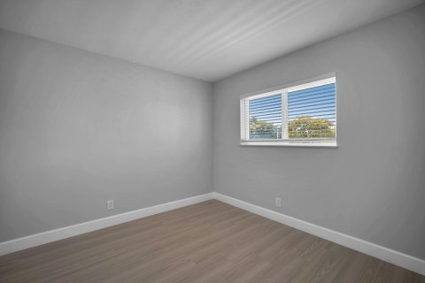 Condominio en venta en Pompano Beach, Florida, 2 dormitorios, 71.53 m2 № 1209272 - foto 13