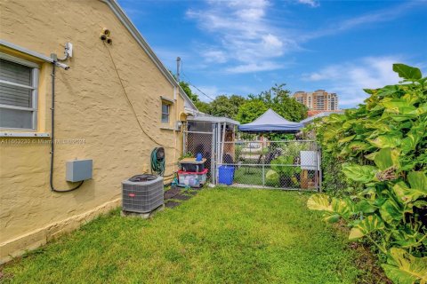 Villa ou maison à vendre à Miami, Floride: 3 chambres, 143.16 m2 № 1385890 - photo 26