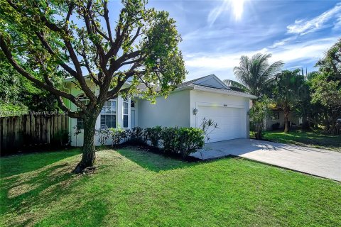 Villa ou maison à vendre à Lake Worth, Floride: 3 chambres, 154.31 m2 № 1389904 - photo 1