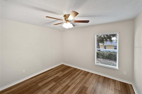 Casa en venta en Apopka, Florida, 3 dormitorios, 166.76 m2 № 1373978 - foto 13