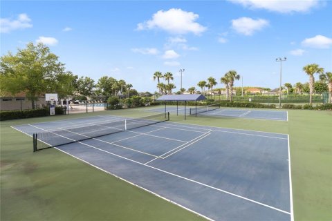 Villa ou maison à vendre à Kissimmee, Floride: 4 chambres, 221.85 m2 № 1287785 - photo 25