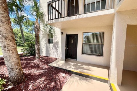 Copropriété à vendre à Punta Gorda, Floride: 2 chambres, 72.46 m2 № 1107383 - photo 1