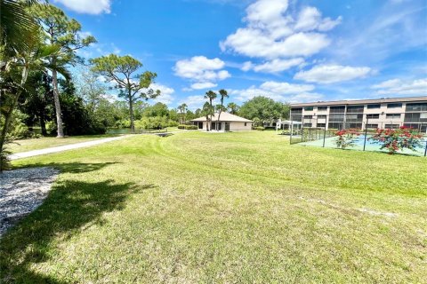 Condo in Punta Gorda, Florida, 2 bedrooms  № 1107383 - photo 27