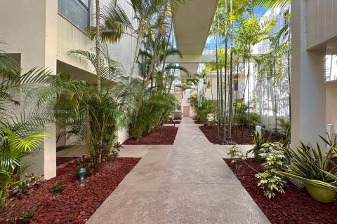 Copropriété à vendre à Aventura, Floride: 3 chambres, 128.21 m2 № 1237574 - photo 23