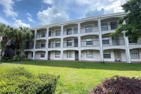 Copropriété à louer à Belle Isle, Floride: 2 chambres, 82.22 m2 № 1378243 - photo 2