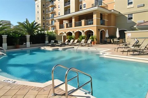 Condo in Sarasota, Florida, 1 bedroom  № 1378109 - photo 3