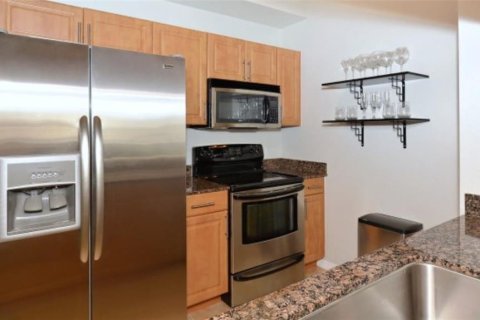 Condo in Sarasota, Florida, 1 bedroom  № 1378109 - photo 6