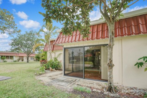 Villa ou maison à vendre à Lake Worth, Floride: 2 chambres, 87.42 m2 № 1154451 - photo 11