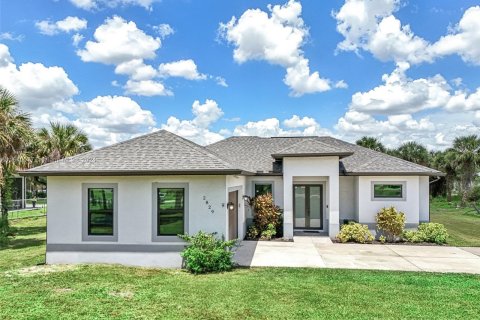 Villa ou maison à vendre à Naples, Floride: 3 chambres, 188.13 m2 № 1325470 - photo 1