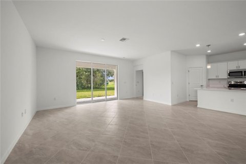 Villa ou maison à vendre à Punta Gorda, Floride: 4 chambres, 188.78 m2 № 910471 - photo 17