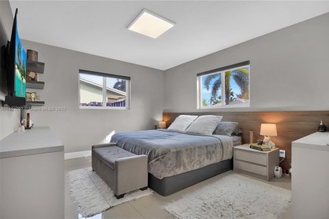 Casa en venta en Dania Beach, Florida, 2 dormitorios, 113.99 m2 № 883908 - foto 10