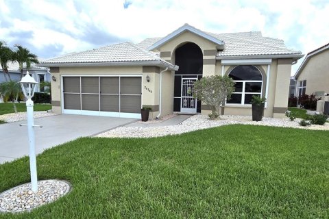 Casa en venta en Punta Gorda, Florida, 3 dormitorios, 157.1 m2 № 1259133 - foto 2